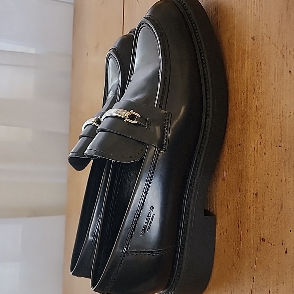 Vegabond Shoemakers Black Alex Loafers - Picture 9 of 13
